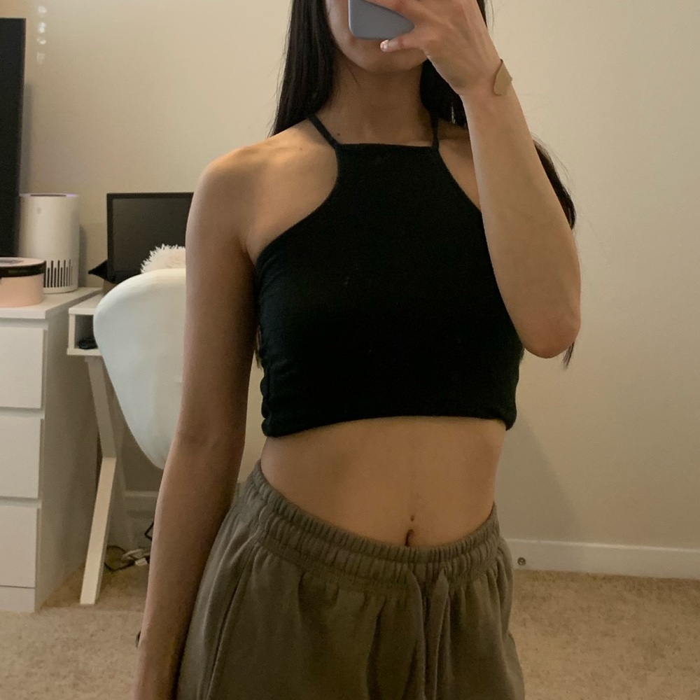 Brandy Melville black top